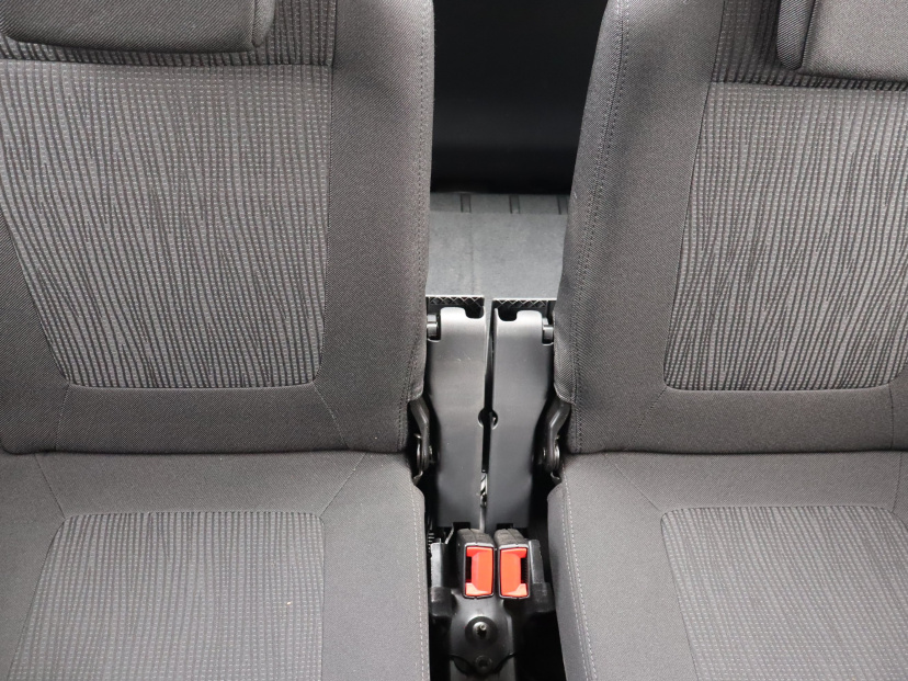 Peugeot 5008, 2010