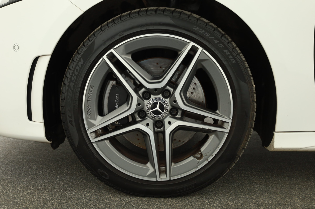 Mercedes-Benz A