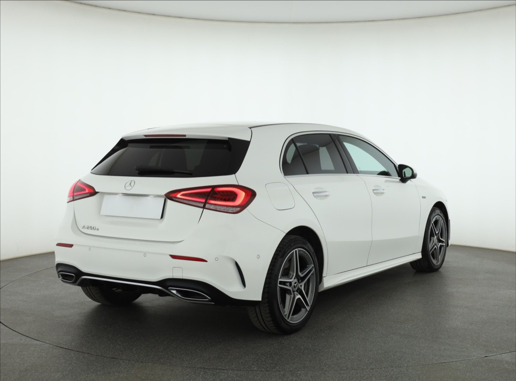 Mercedes-Benz A