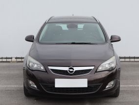 Opel Astra - 2012