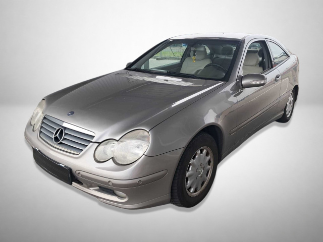 Mercedes-Benz C 2003