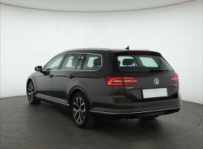 Volkswagen Passat - 2016