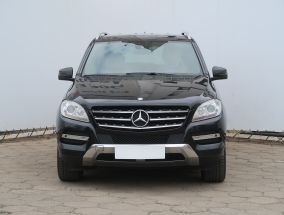 Mercedes-Benz ML - 2011