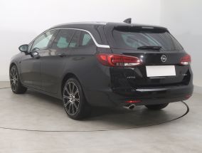Opel Astra - 2016