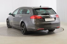 Opel Insignia - 2010