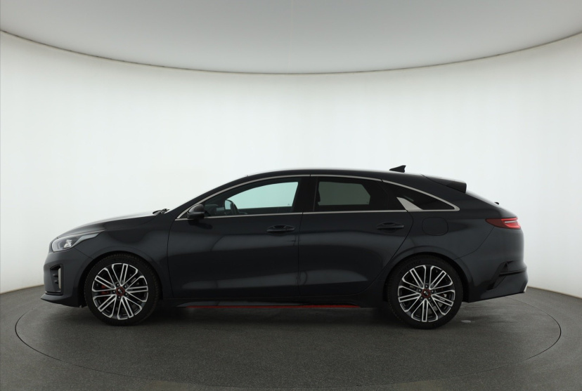 Kia ProCeed, 2021