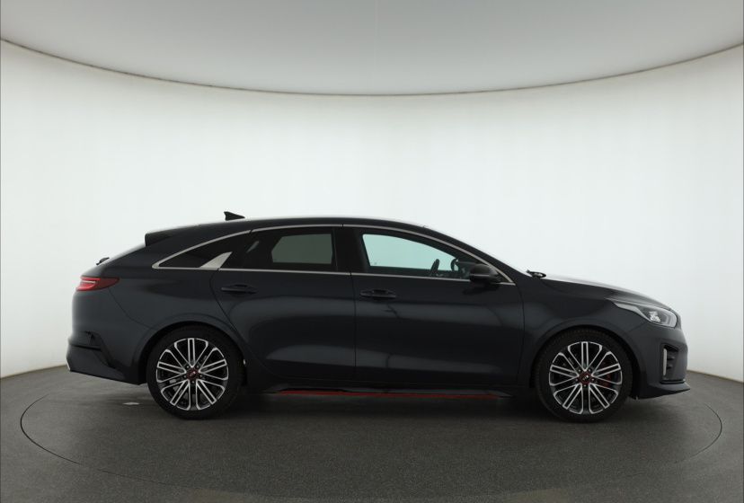 Kia ProCeed, 2021