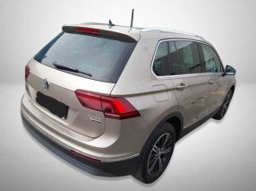 Volkswagen Tiguan - 2016