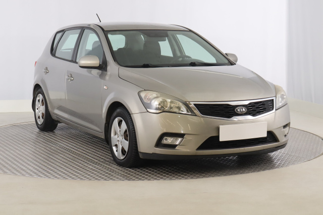 Kia Ceed 2011