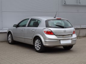 Opel Astra - 2008