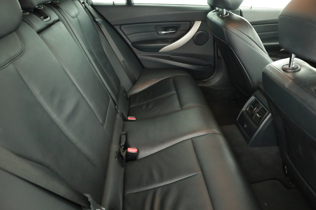 BMW 3