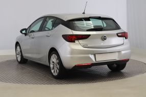 Opel Astra - 2019
