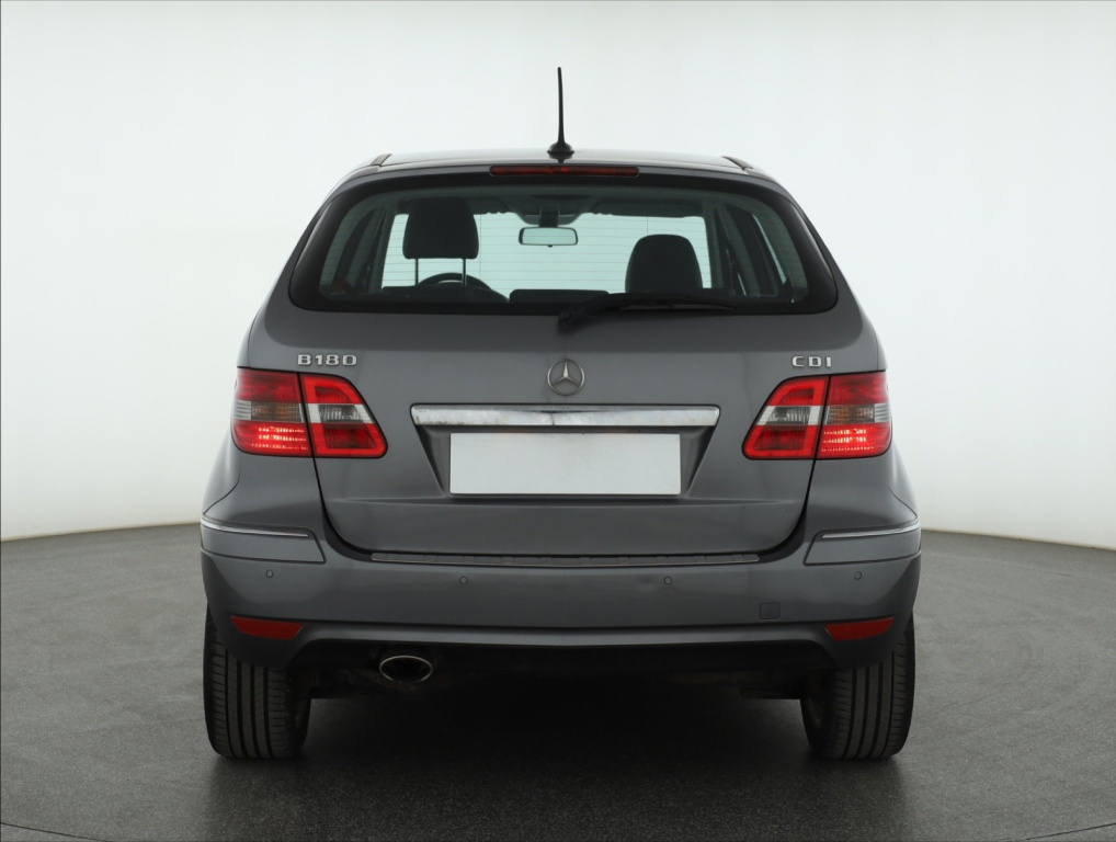 Mercedes-Benz B
