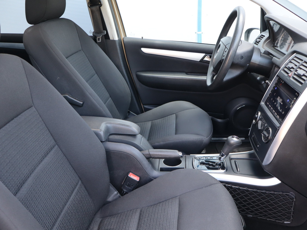 Mercedes-Benz B