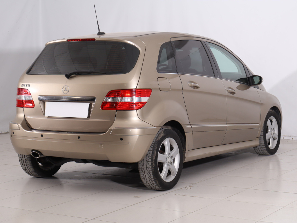 Mercedes-Benz B