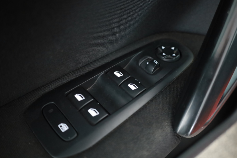 Peugeot 308, 2014