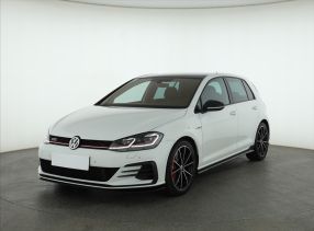 Volkswagen Golf - 2019