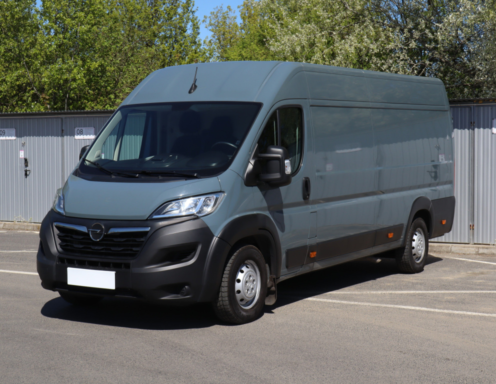 Opel Movano