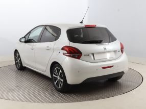 Peugeot 208 - 2017