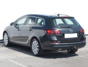 Opel Astra - 2015