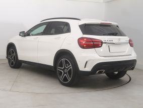 Mercedes-Benz GLA - 2018