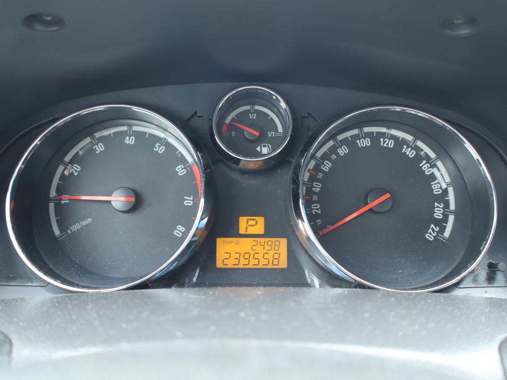 Opel Antara