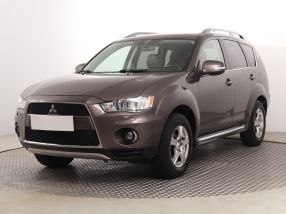 Mitsubishi Outlander - 2009