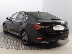 Škoda Superb - 2021
