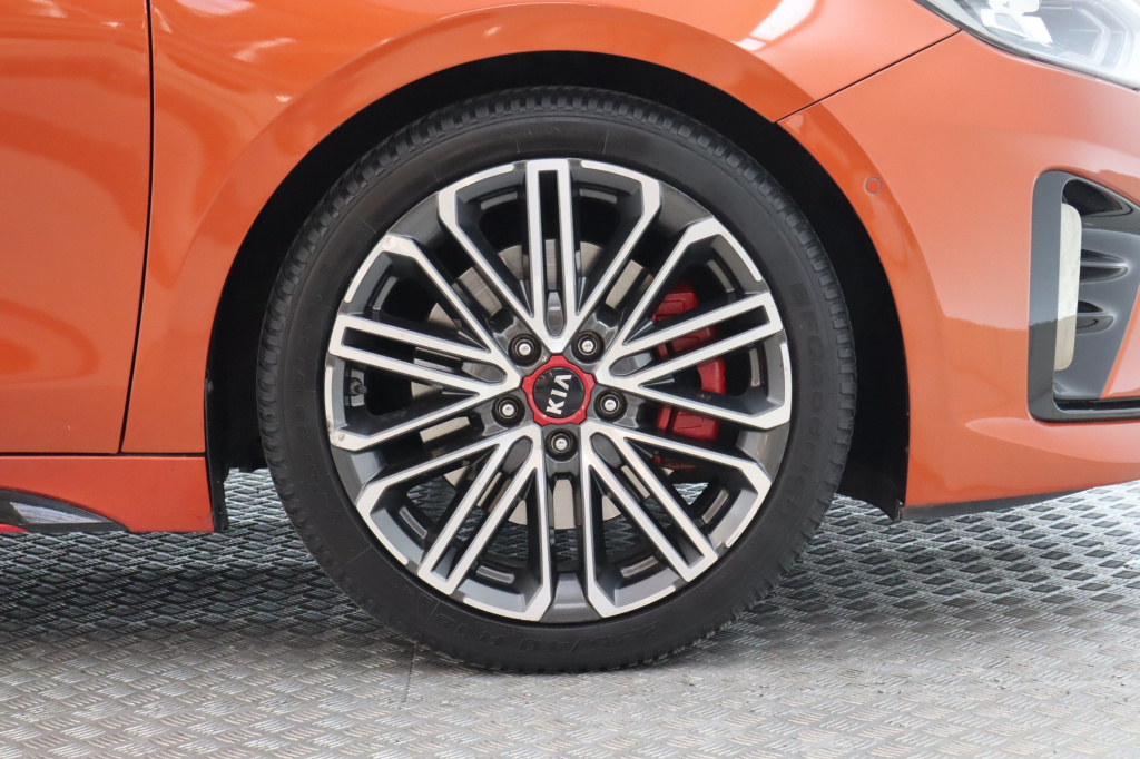 Kia ProCeed