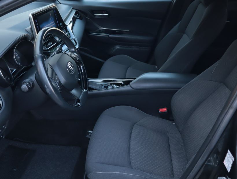 Toyota C-HR, 2018