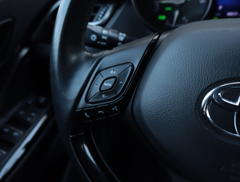 Toyota C-HR, 2018
