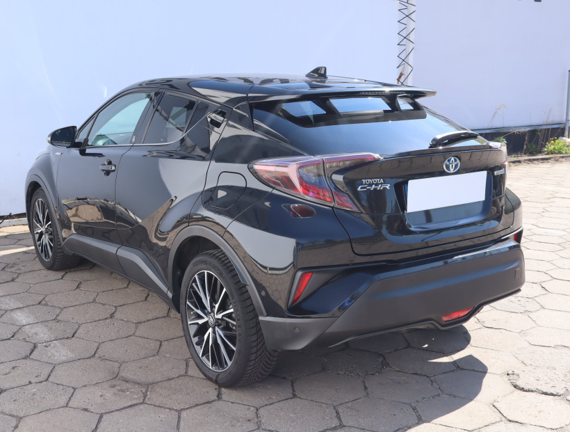 Toyota C-HR, 2018