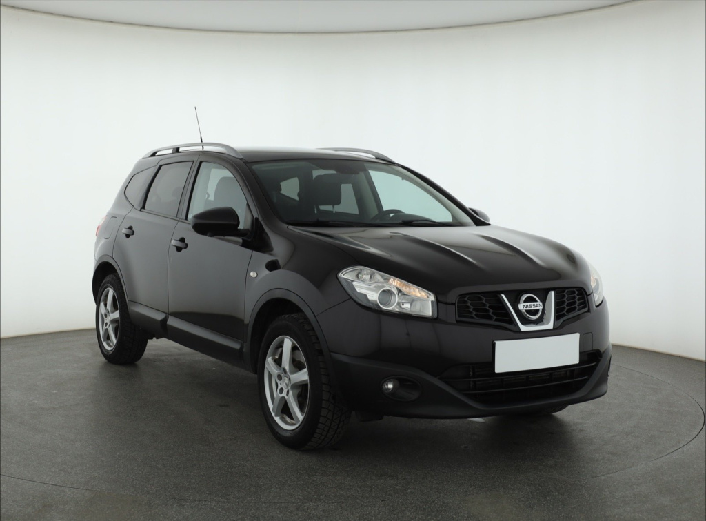 Nissan Qashqai+2