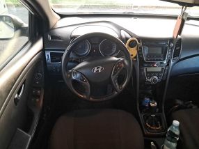 Hyundai i30 - 2016