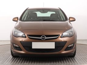 Opel Astra - 2015