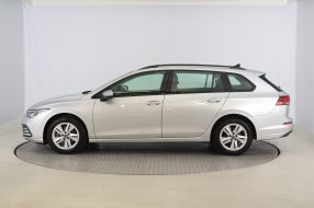 Volkswagen Golf - 2021