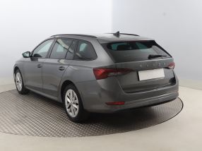Škoda Octavia - 2022