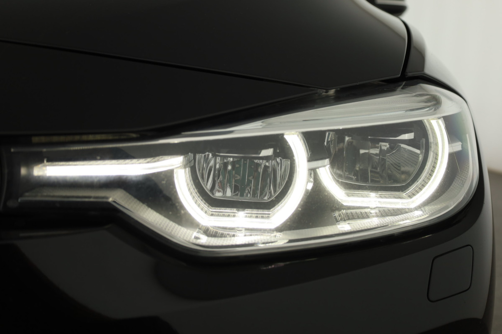 BMW 3