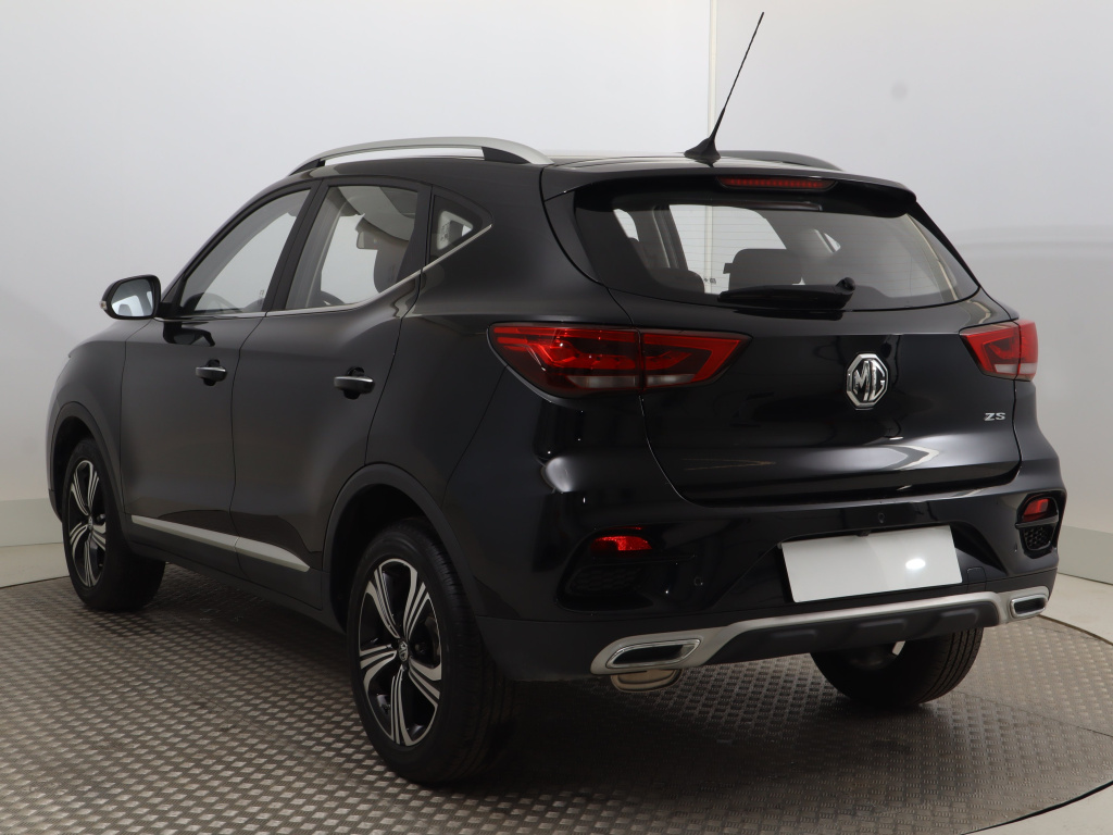 MG ZS SUV