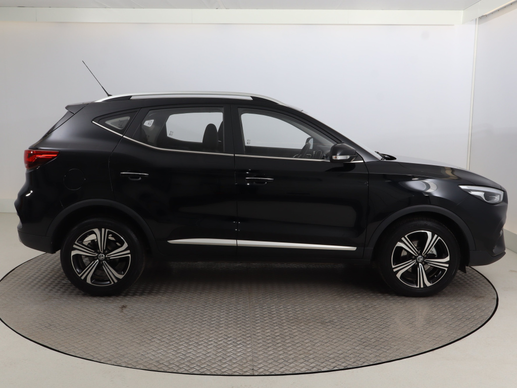 MG ZS SUV