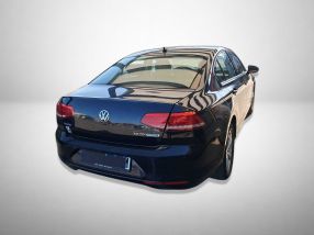 Volkswagen Passat - 2016