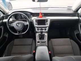Volkswagen Passat - 2016