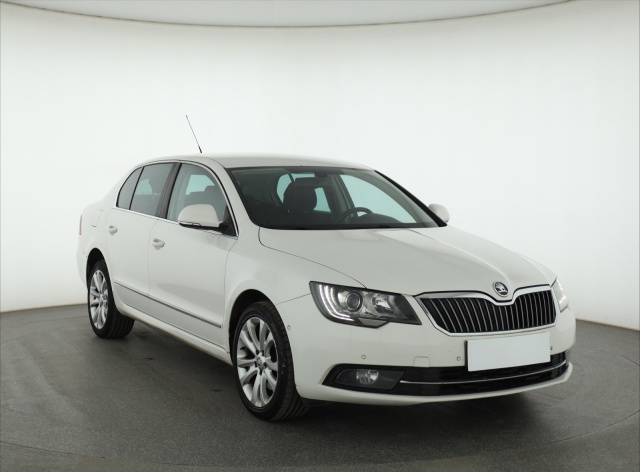 Skoda Superb 2013