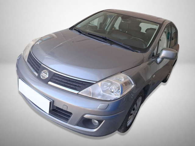 Nissan Tiida 2008