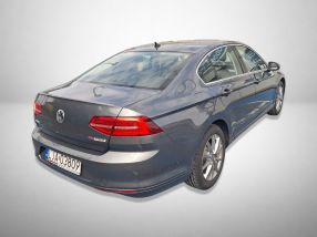 Volkswagen Passat - 2015