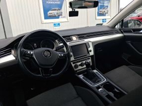 Volkswagen Passat - 2015