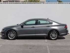 Volkswagen Passat - 2015
