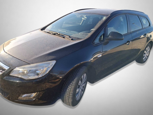 Opel Astra 2012