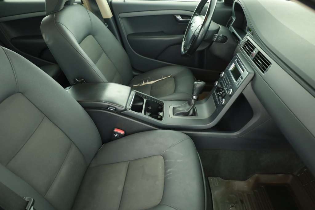 Volvo S80