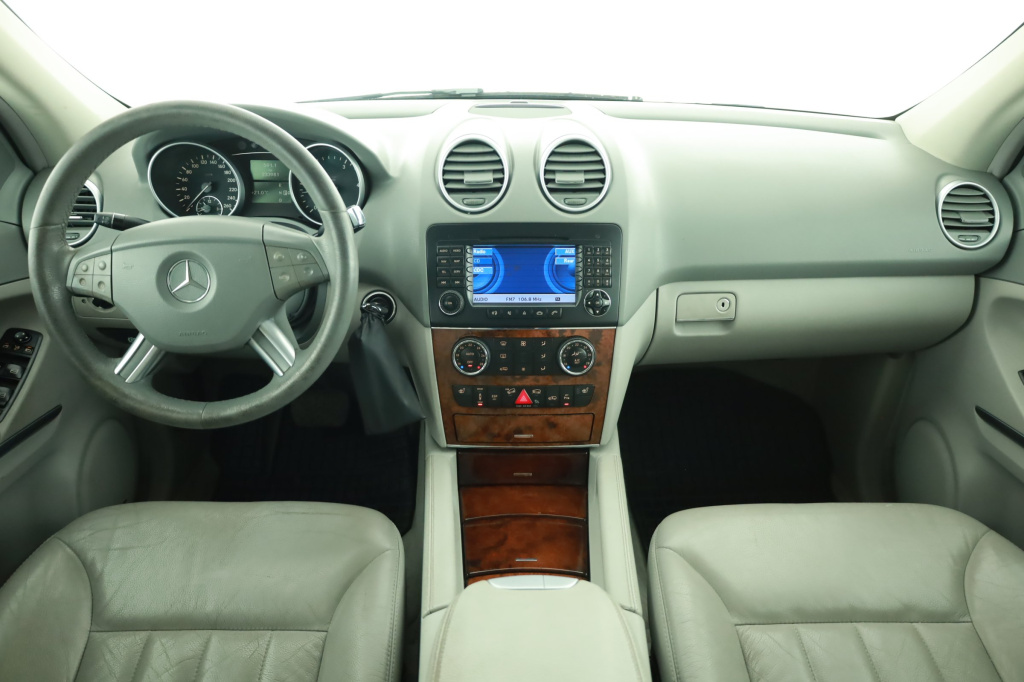 Mercedes-Benz ML